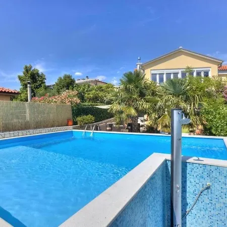 Family Friendly House With A Swimming Pool - 19969 Novi Vinodolski